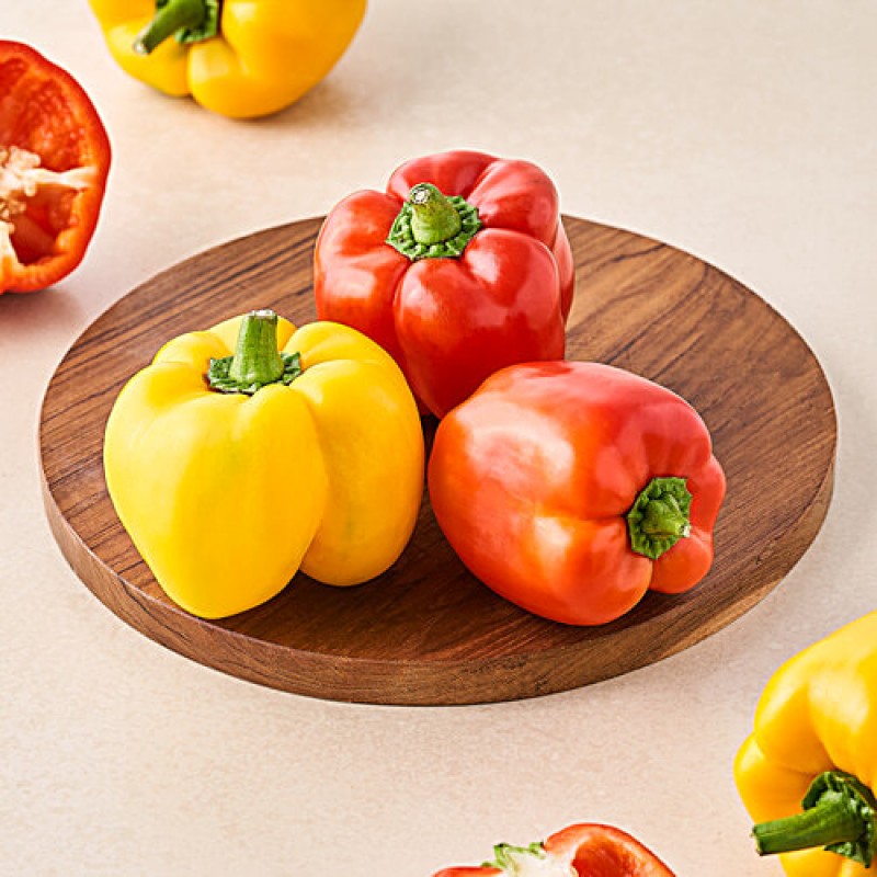 fresho! Coloured Capsicum Mix, 350 g (2 pcs)